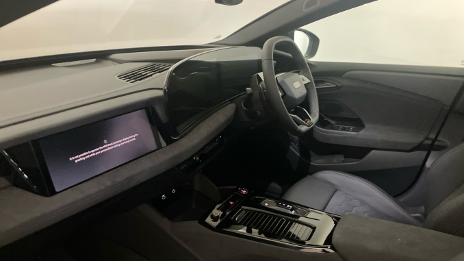 Audi A6 270kW Performance 100kWh Vorsprung  5dr Auto Electric Estate - Image 2